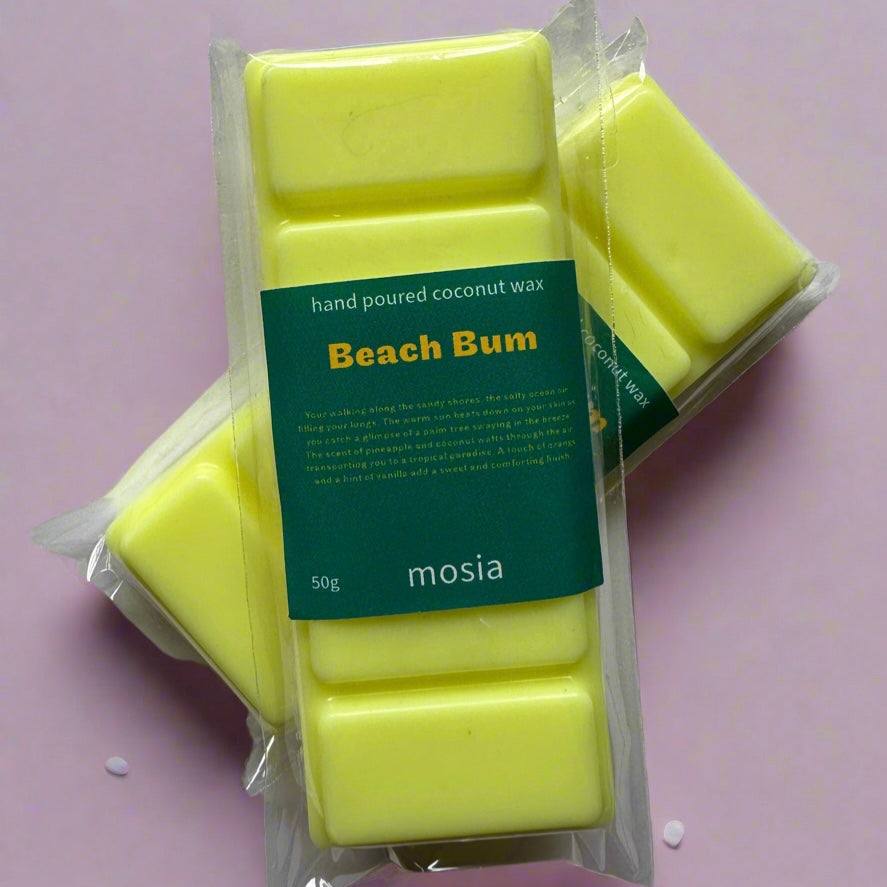 Wax melt snap bar, yellow in colour to match the pineapple scent.  It has 5 segments