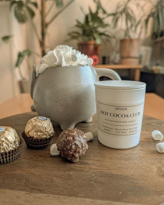 Hot Cocoa Club Candle (9cl)